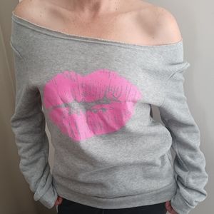 PINK LIPS SOFT MEDIUM SWEATER